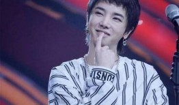 娱乐圈爆料君华晨宇,娱乐圈爆料君揭秘歌手背后的故事